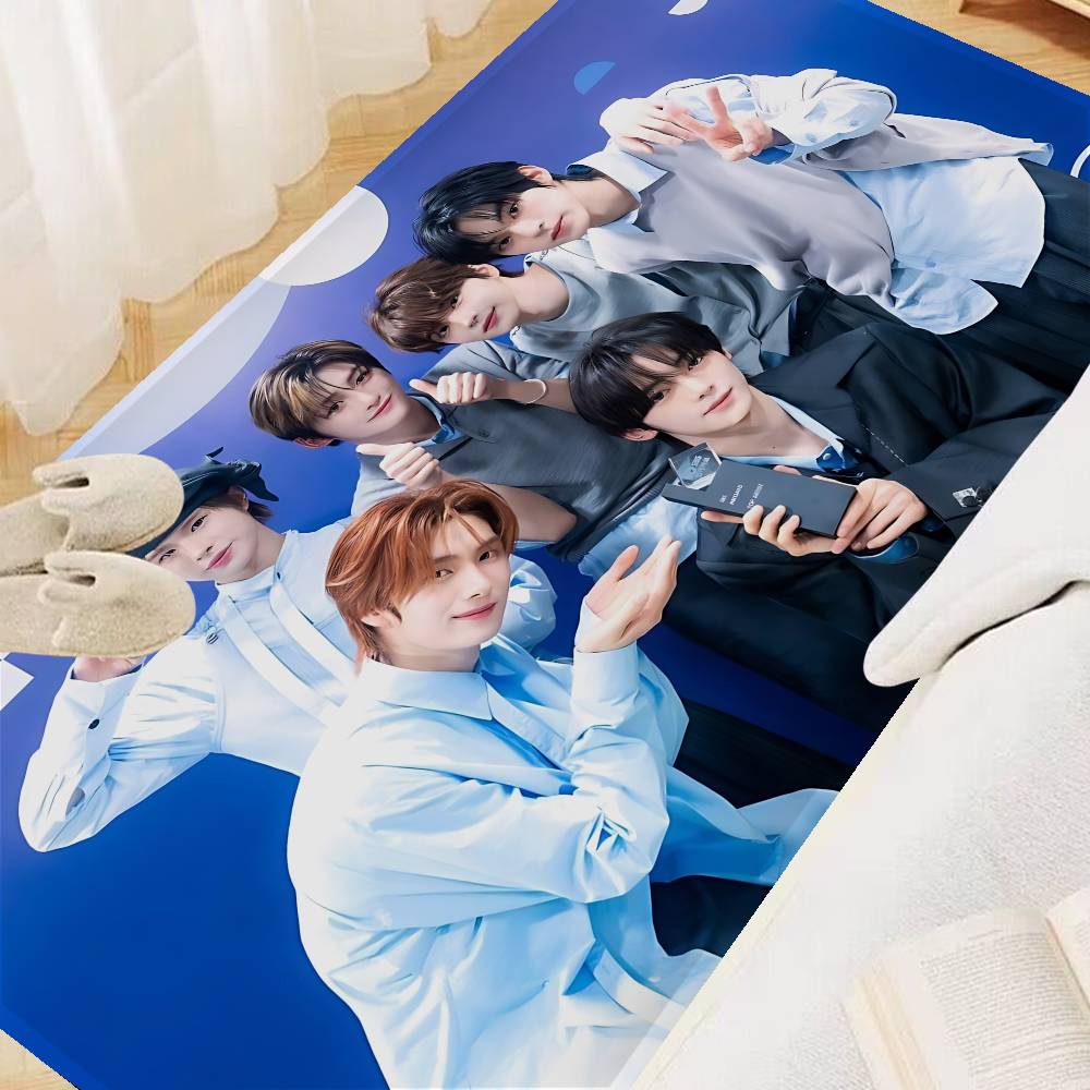 Home Textiles Group - Kpop Grubu T-Tws Mutfak Matı Daha